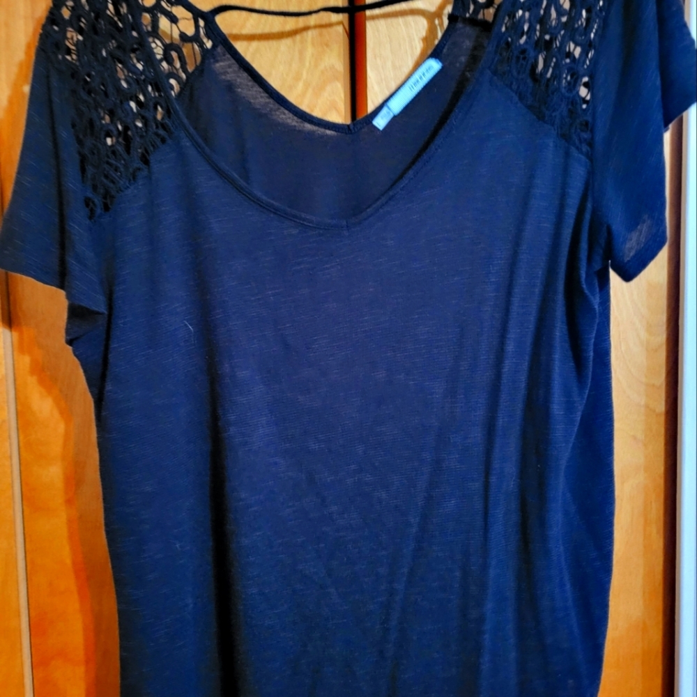 Maurices Shirt Black, Size L